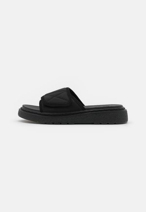 NA-KD Mules - black