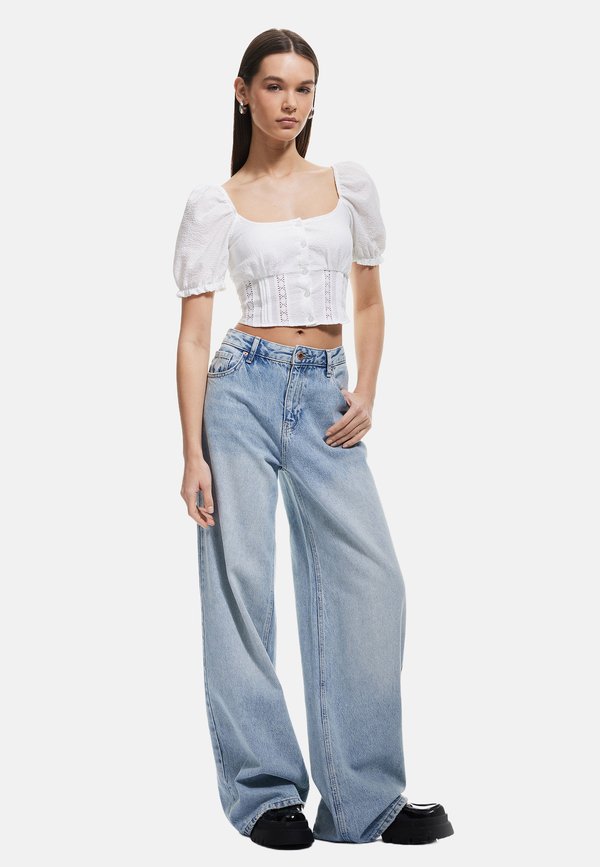 CROP - Bluse - beige