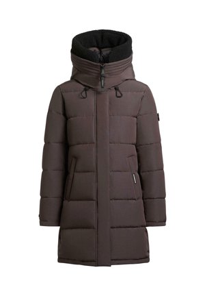 Ciemnobrązowy ocieplany płaszcz zimowy z wysokim kołnierzem, zamek błyskawiczny z przodu, dwie boczne kieszenie oraz czarna polarowa podszewka wewnątrz kołnierza.