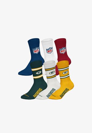 Sechs NFL-Themen-Crewsocken, drei mit dem NFL-Logo in Blau, Weiß und Rot, und drei mit Green Bay Packers Logos in Grün, Weiß und Gelb.