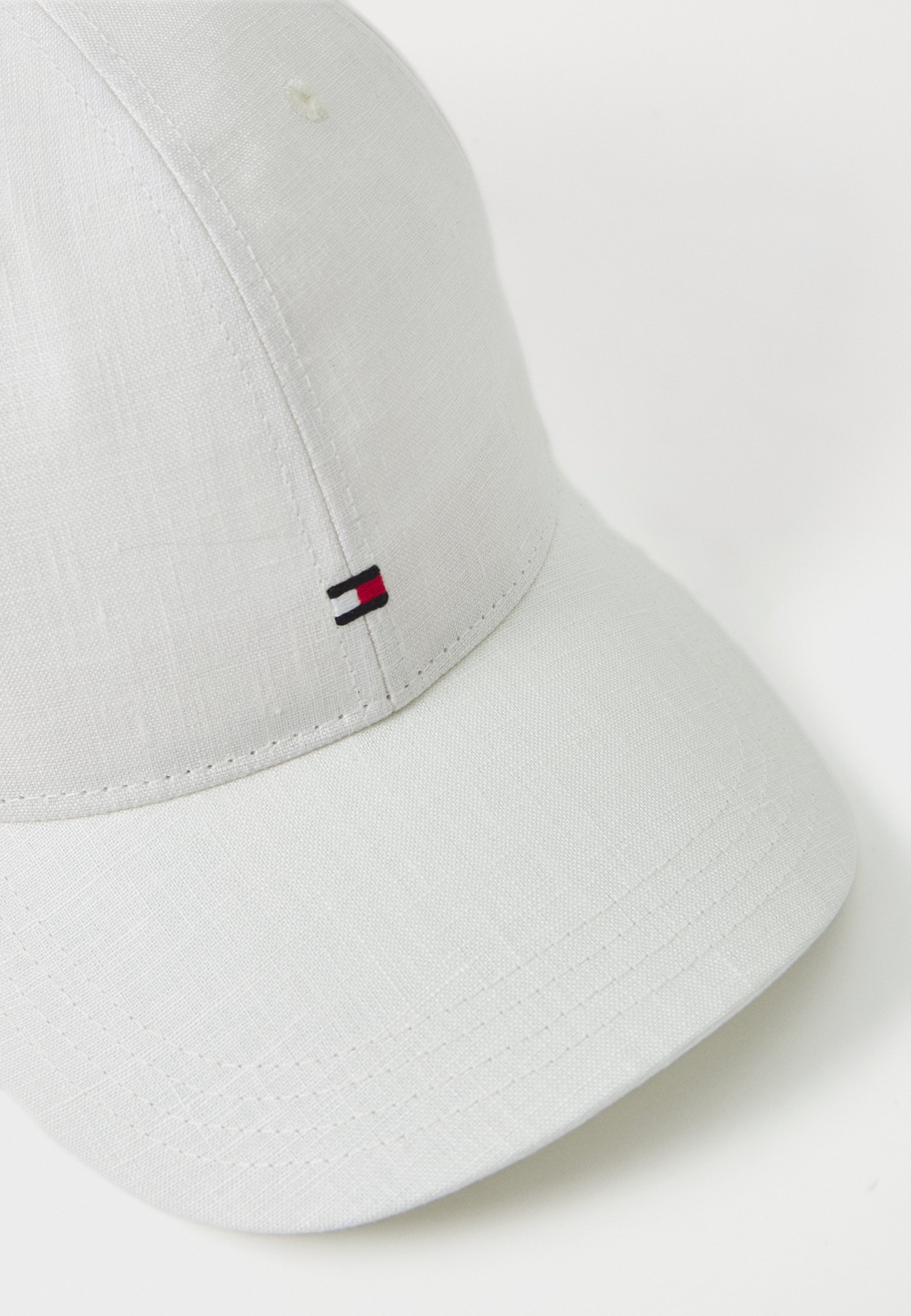 帽子 KAJA KAJA UNCHARTED 6 PANEL CAP Ivory 帽子 KAJA KAJA UNCHARTED 6 PANEL CAP Ivory KAJA KAJA UNCHARTED 6