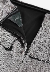Next REGULAR FIT - SEQUIN BARDOT  - Tops ar garām piedurknēm - grey