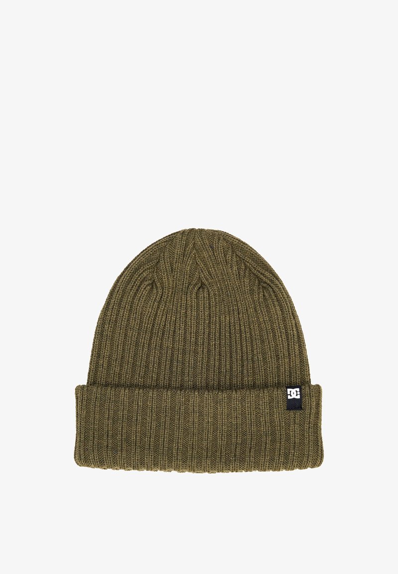 Beanie lavorato a maglia verde oliva con una texture a coste, dotato di risvolto e di una piccola etichetta nera del marchio sul lato.