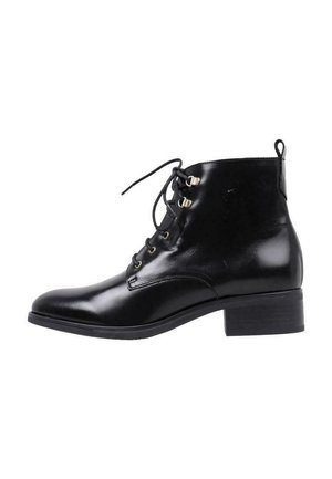 Sandra Fontán BETSABE - Lace-up ankle boots - black