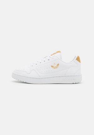 NY 90 UNISEX - Sneaker low - footwear white/golden beige