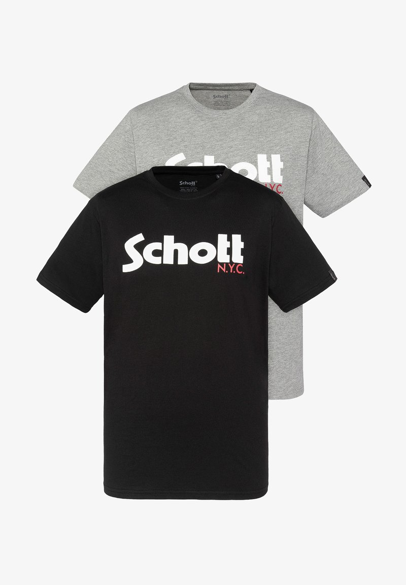 Deux T-shirts à manches courtes exposés ensemble : l'un noir, l'autre gris. Chacun présente un grand logo "Schott N.Y.C." en blanc et rouge.