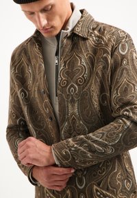NO EXCESS PATTERNED JACQUARD - Lichte jas - brown