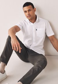 Next EASY IRON BUTTON DOWN OXFORD - Koszula