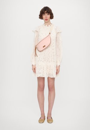 Vanessa Bruno BANANE - Τσαντάκι μέσης - corail/beige