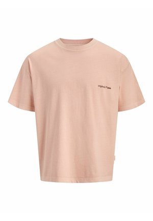 Šviesiai rožinė trumpomis rankovėmis T-shirt su apvalia kaklo linija, kairėje krūtinės pusėje mažais juodais užrašais „originals © 1990“, paprastas dizainas.