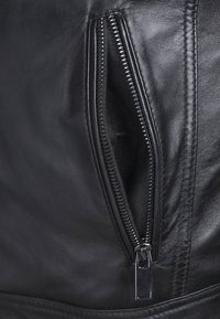 Thumbnail Image 3