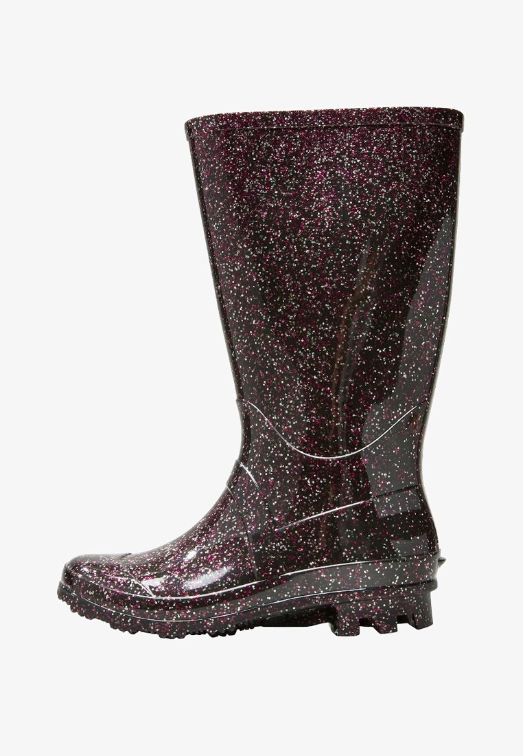 Botte de pluie haute noire brillante avec des taches roses et blanches, semelle texturée et bord supérieur légèrement incurvé.