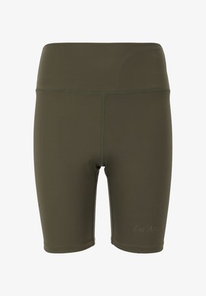 Groene, knielange rekbare shorts gemaakt van een gladde stof; met een brede tailleband en nette stiksel. Logo gedrukt op de zijkant.