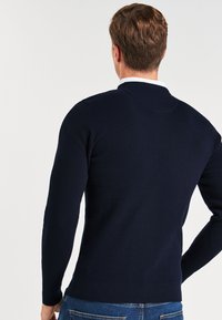 Thumbnail Image 2