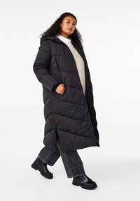 Zizzi PUFFER UND TASCHEN - Manteau d'hiver - black