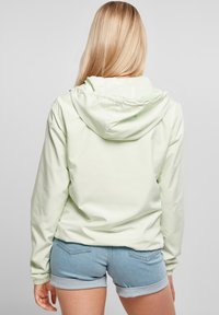 Urban Classics BASIC  - Vjetrovka - lightmint