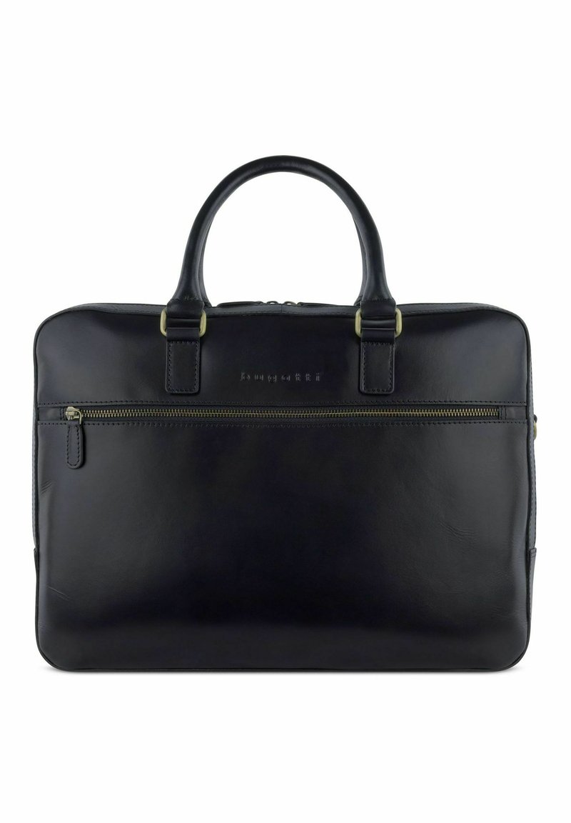 Serviette en cuir noir avec une texture lisse, double poignées supérieures, poche zippée à l'avant et accents matériels minimalistes. Présente un logo embossé.