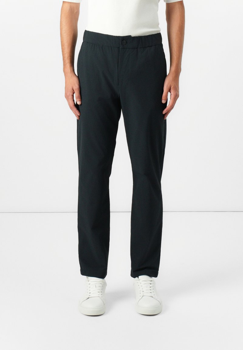 NN.07 Broek donkerblauw