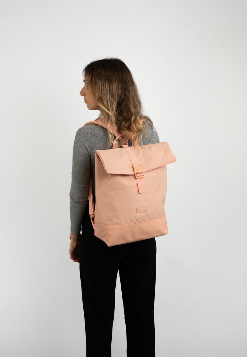 Larkson TAMMO BIKE FAHRRADRUCKSACK - Ryggsäck - peach