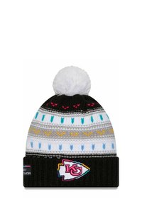 Strickmütze mit schwarzem Umschlag, ausgestattet mit einem Pom-Pom, mehrfarbigen geometrischen Mustern und einem Kansas City-Logo auf der Vorderseite.