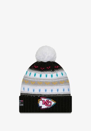 Berretto in maglia con risvolto nero, dotato di pom-pom, motivi geometrici multicolori e logo di Kansas City sul davanti.