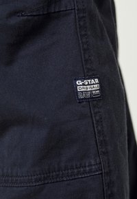 G-STAR ROVIC - Hlačami s stranskimi žepi - mazerine blue