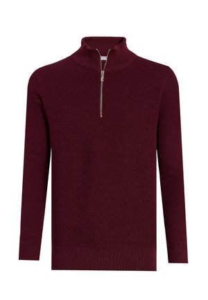 Pull en maille bordeaux avec motif texturé, manches longues, poignets et ourlet côtelés, et col montant à demi-fermeture éclair.