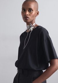 HUGO KREIT FLORAL LACET - Collar - silver-coloured