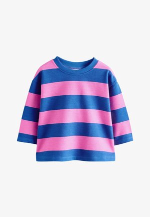 Camisa de manga larga con rayas horizontales anchas en azul y rosa, escote redondo y ajuste relajado.