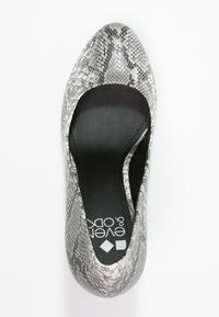 Even&Odd Lodičky na vysokém podpatku - white