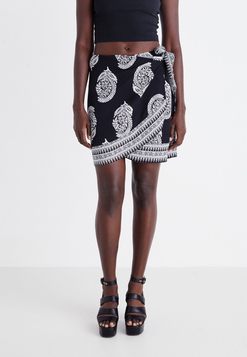Batik Pario Skirt – KANOE - Batik Child est 2016
