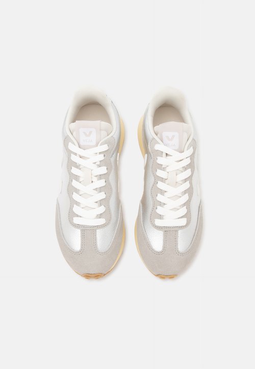 Veja RIO BRANCO II - Trainers - silver-coloured/oxford grey/white — foto 4