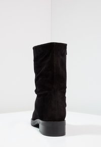 Högl Botines - black