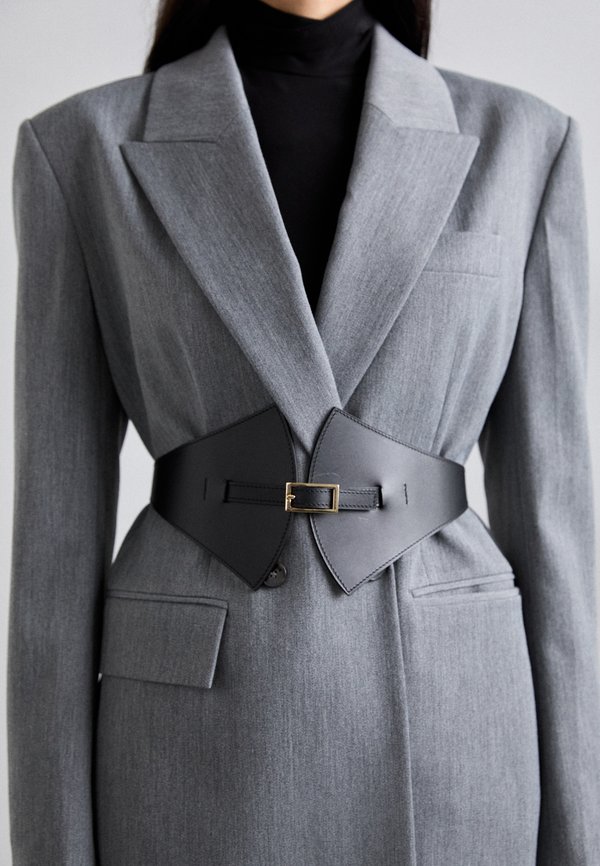 LA REMARQUABLE - Waist belt