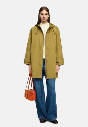 - Parka