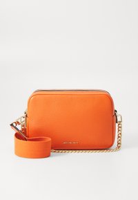 Unselected, orange punch