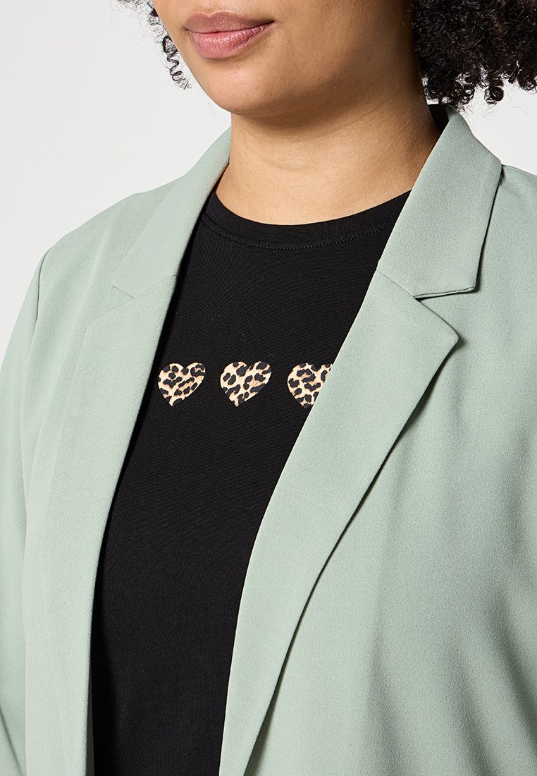 ONLAGNETE LOOSE FIT