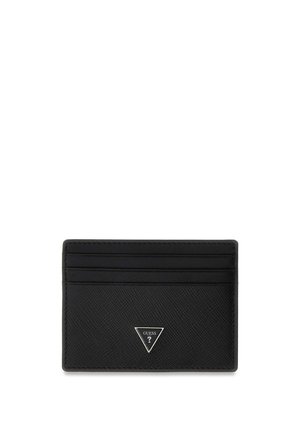 Porte-cartes noir texturé avec quatre emplacements pour cartes et un petit triangle métallique avec le logo Guess au centre avant.