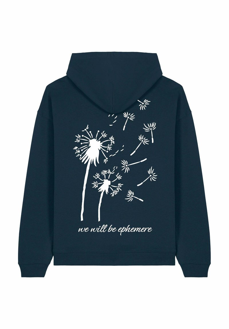 Felpa navy con una grafica di un dente di leone bianco e la scritta "we will be ephemere" sul retro. Tessuto morbido con un fit rilassato.