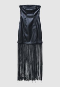 Jupe à franges en cuir noir avec un design sans bretelles, présentant une partie supérieure ajustée et de longues franges au niveau de l'ourlet.