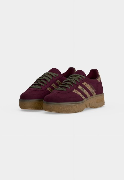 adidas X LIBERTY - HANDBALL SPEZIAL BOLD W - Trainers - maroon/magic beige/olive strata — photo 3