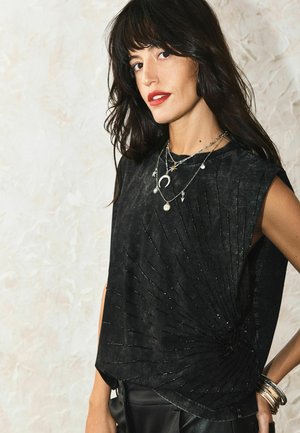 Rockett St George, REGULAR FIT, czarny