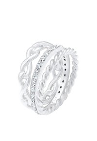 Bague en argent présentant un design de corde tordue avec une rangée de pierres transparentes. Texture lisse, forme entrelacée et finition polie.