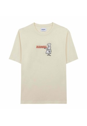 Camiseta de algodón crema con un gráfico de contorno negro de un chef y el texto rojo "BESSEL". Cuello redondo clásico y mangas cortas.