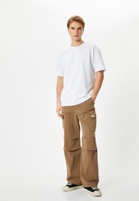 Koton LOOSE FIT CREW NECK SHORT SLEEVE - T-paita - white