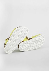 Next CORKBED REGULAR FIT - Lauflernschuh - yellow