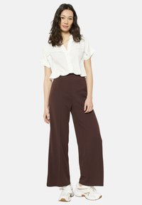 LolaLiza EMBROIDERED  - Užsagstoma palaidinė - optical white