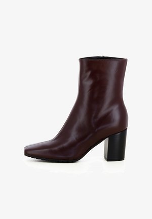 Young Couture by EVITA, DAMEN STIEFELETTE GINA - Stivaletti - bordeaux