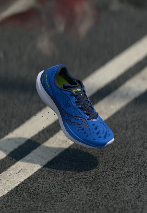 KINVARA 15 - Road running shoes