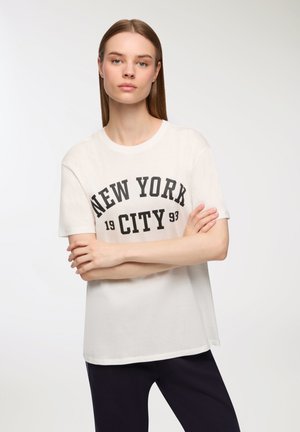 AMPIA STAMPA COLLEGE - T-shirt con stampa - bianco lana